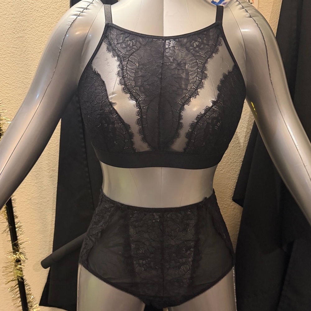 Soma Black Lace Bra and Panty Set